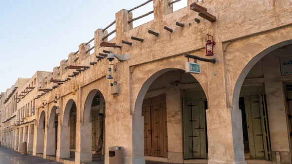 Traditionell Arabisk Byggnad Byggd Trä Och Lera Dekorerad Med Fasad — Stockfoto