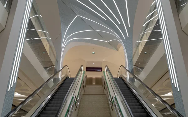Доха Катар 2022 Интерьер Одной Станций Метро Городе Доха Длинные — стоковое фото