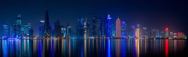 Doha Qatar May 2022 Doha Skyline Many Towers Night — Stock fotografie