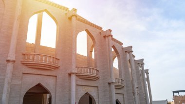 Katara, Katar - 15 Mayıs 2022: Katara Kültür Köyü 'ndeki Amfitiyatronun dış cephesi.