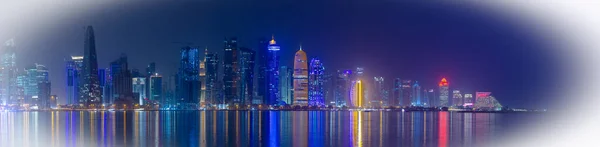 Dauhá Katar 2022 Dauhá Panorama Mnoha Věžemi Noci — Stock fotografie