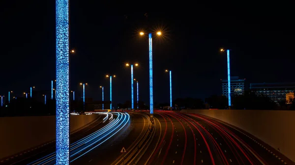 Doha Qatar Septiembre 2022 Autopista Del Aeropuerto Qatar Durante Noche — Foto de Stock