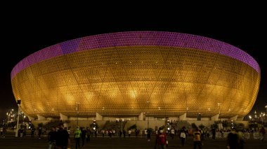 Doha, Katar - Eylül 09.2022: Lusail Iconic Stadyumu veya Lusail Stadyumu Katar 'ın başkenti Lusail' de bulunan bir futbol stadyumu..