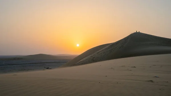 Όμορφο Τοπίο Της Ερήμου Στην Παραλία Sea Line Στο Κατάρ — Φωτογραφία Αρχείου