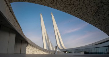 Doha, Katar - 15 Mayıs 2022: Katar Eğitim Şehri Mescidi.