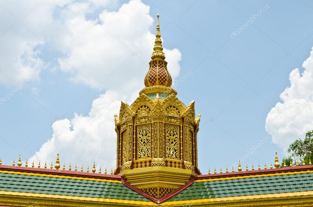 Decorated temple roof in Thailand
