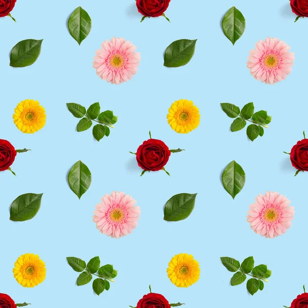 Yaz çiçekleri pürüzsüz desen. Gerbera ve gül deseni