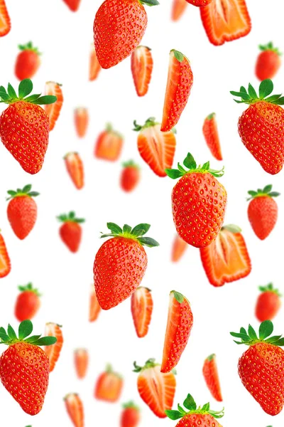 Bunte Hintergrund von Erdbeeren auf weißem Hintergrund. Draufsicht, flach - Banner legen — Stockfoto