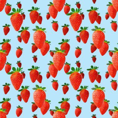 Taze, dikişsiz çilek deseni. Olgun çilekler mavi üzerine izole edilmiş. Paket tasarım arka planı. Düşen çilek seçici odak.