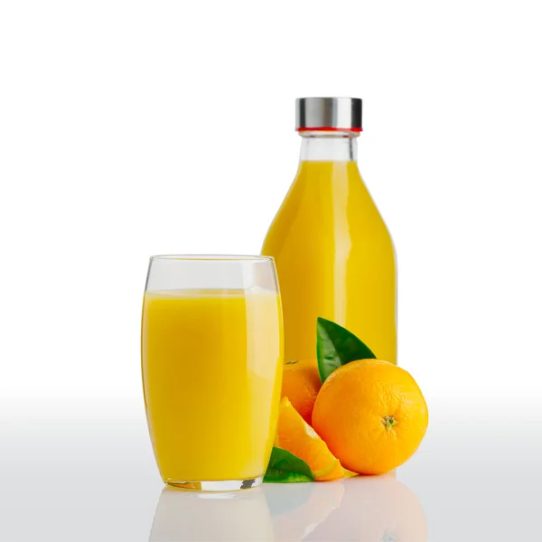 Склянка Апельсинового Соку Пляшок Апельсинового Соку Склянка Пляшка Органічного Тропічного — стокове фото