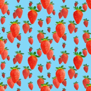 Taze, dikişsiz çilek deseni. Olgun çilekler mavi üzerine izole edilmiş. Paket tasarım arka planı. Düşen çilek seçici odak.