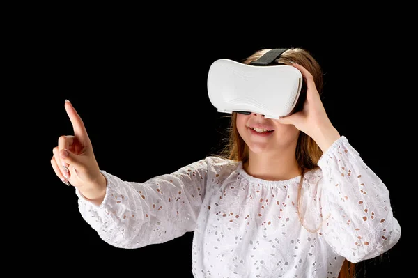 Young Woman Wearing Glasses Interacting Virtual Reality Entertainment Education Innovative — Zdjęcie stockowe