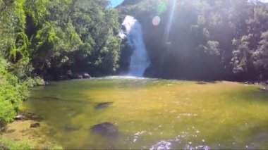 Brezilya, Sao Paulo 'daki Serra da Bocaina' da kutsal isidro şelalesi..