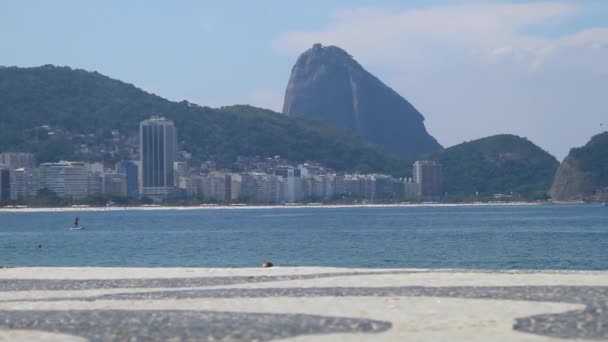 Copacabana Beach Suikerbrood Mountain Rio Janeiro Brazilië — Stockvideo