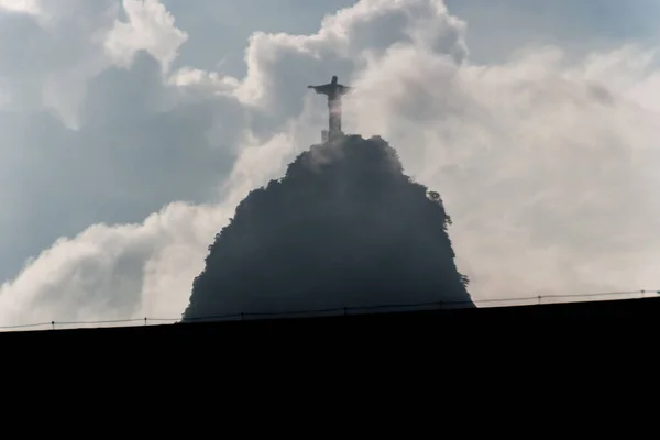 Silhouette Von Christus Dem Erlöser Mit Wolken Rio Janeiro Brasilien — Stockfoto