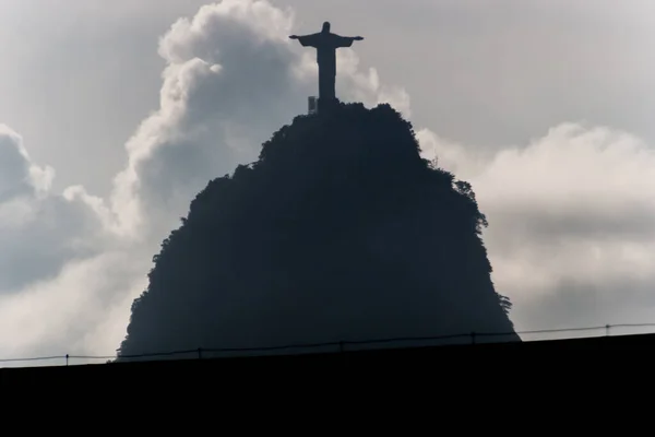 Silhouet Van Christus Verlosser Met Wolken Rio Janeiro Brazilië Januari — Stockfoto