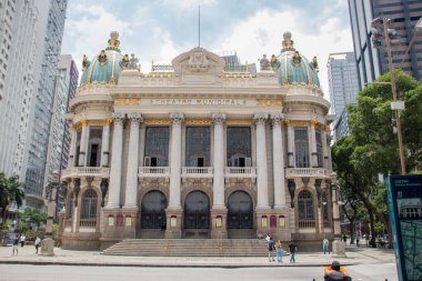 Rio de Janeiro Belediye Tiyatrosu, Brezilya - 6 Aralık 2021: Rio de Janeiro şehir merkezindeki belediye tiyatrosu
