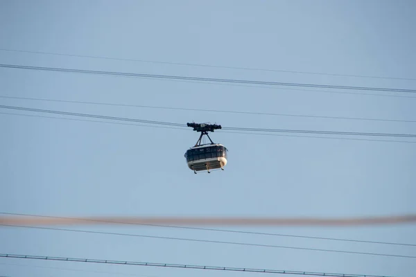 リオデジャネイロのシュガーローフケーブルカー2022年1月23日 リオデジャネイロのウルカ地区から見たシュガーローフケーブルカー — ストック写真