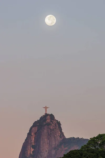 Christus Verlosser Maan Rio Janeiro Brazilië Maart 2022 Maan Onder — Stockfoto