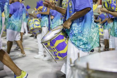 Rio de Janeiro, Brezilya 'daki Marques de Sapucai' deki Unidos da Tijuca Samba Okulu 'nun teknik provası - 27 Mart 2022: Rio de Janeiro' daki Marques de Sapucai Sambodromo 'daki Unidos da Tijuca Samba Okulu Geçidi.