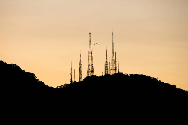 Silhueta Antenas Sumare Com Lindo Céu Laranja Vista Bairro Lagoa — Fotografia de Stock