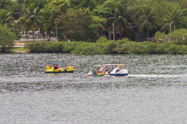 Rodrigo de Freitas Lagoon Rio de Janeiro, Brezilya - 19 Mart 2022: Rio de Janeiro 'da Rodrigo de Freitas Lagoon.