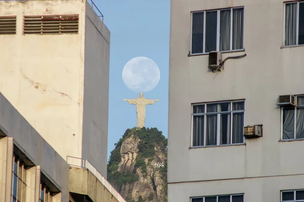 Cristo Redentor Lua Cheia Rio Janeiro Brasil Abril 2022 Lua — Fotografia de Stock