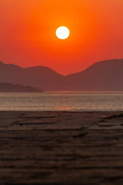 Wschód Słońca Widziany Czerwonej Plaży Urca Rio Janeiro — Zdjęcie stockowe