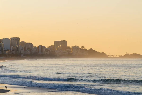 Amanecer Playa Leblon Río Janeiro —  Fotos de Stock