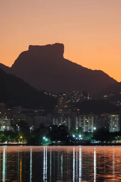 Sunset Rodrigo Freitas Lagoon Gavea Stone Background Rio Janeiro Brazil — Zdjęcie stockowe