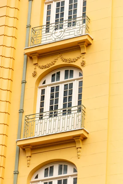 Rio de Janeiro Brezilya 'da eski bir binanın cephesi.