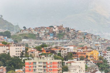 Rio de Janeiro Brezilya 'daki varoş madencilik tepesi.