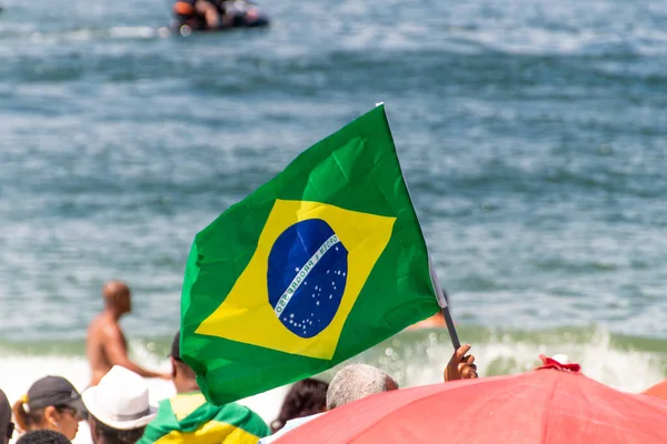 Rio de Janeiro, Brezilya 'da Copacabana' da Bağımsızlık Günü Kutlama Partisi - 07 Eylül 2022: Rio de Janeiro Copacabana Plajı 'nda Brezilya Bağımsızlık Günü Kutlaması.