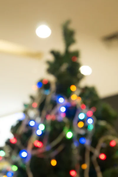 Albero di Natale fuori fuoco — Foto Stock