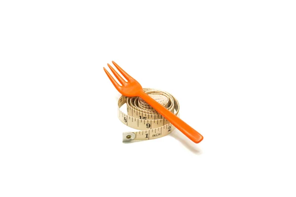 测量磁带和孤立的白色衬底上的叉。概念的饮食，控制饮食 — 图库照片