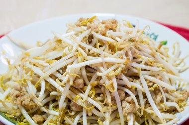 Stir fry fasulye Filiz ile domuz eti kıyma