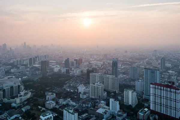 Vista del paisaje urbano de Sunset Bangkok, Bangkok la ciudad capital de Tailandia —  Fotos de Stock