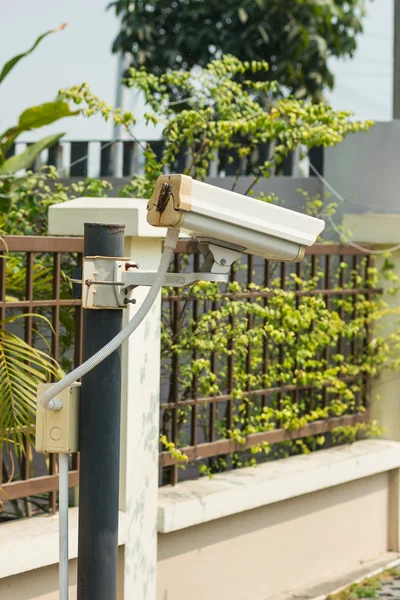 CCTV Camera in front of the village, residence — Stock Photo, Image