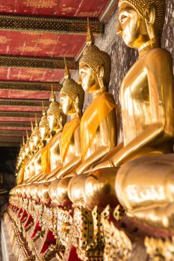 Altın buddha wat suthat thepphawararam, Bangkok, Tayland Kraliyet bir tapınaktır