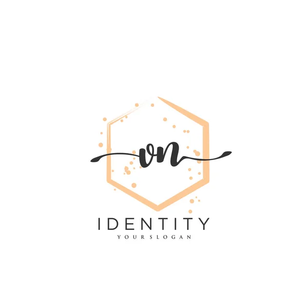 Handwriting Logo Vector Art Initial Signature Wedding Fashion Jewerly Boutique — 스톡 벡터