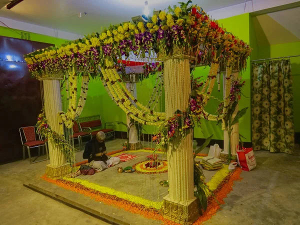 2014 Siliguri West Bengal Huwelijk Plaats Decoratie Design Met Bloemen — Stockfoto