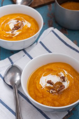 Balkabağı çorbası.