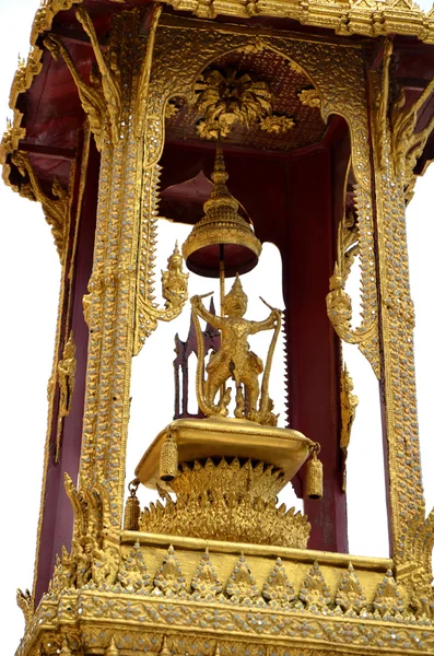 O Buda Esmeralda (Wat Phra Kaew), Bangkok, Tailândia — Fotografia de Stock