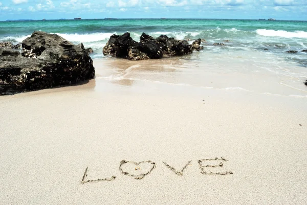 Scritto a mano sulla spiaggia di sabbia — Foto Stock