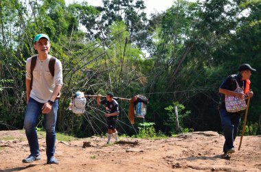 dağcı ve porter üzerinde phu kradueng, Tayland