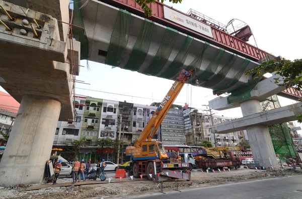 空鉄道建設中 — ストック写真