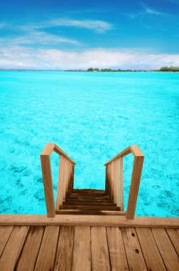 okyanus içine adımlar