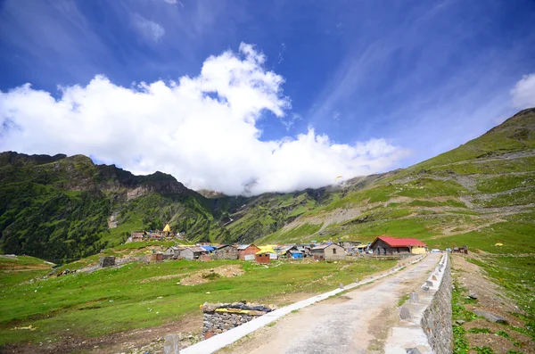 La grande chaîne de montagnes de l'Himalaya — Photo