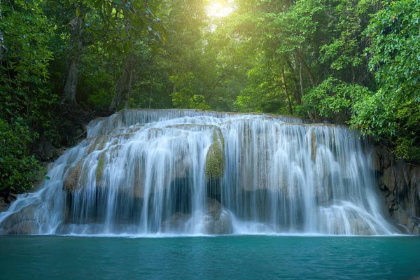Красивый Водопад Эраван Глубоком Лесу Провинции Канчанабури Таиланд — стоковое фото
