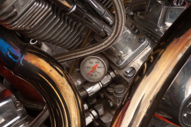 Motosiklet motoru chrome